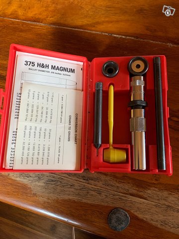 375 H&H magnum käsilataus holkkisarja, kuva 1