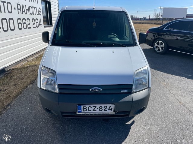 Ford Tourneo Connect 11