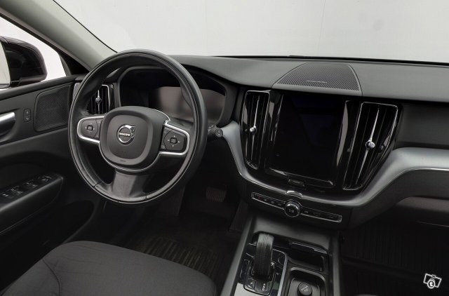 Volvo XC60 11