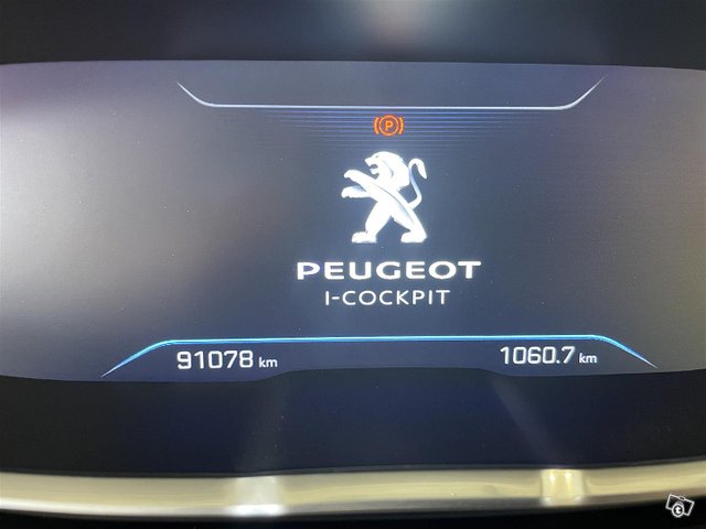 PEUGEOT 3008 10