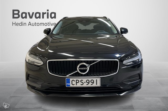 VOLVO V90 4