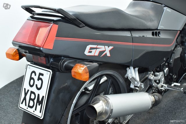 Kawasaki GPX 11