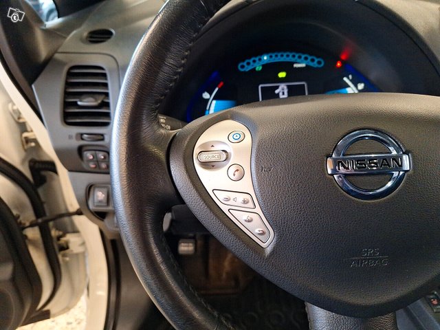 Nissan Leaf 10