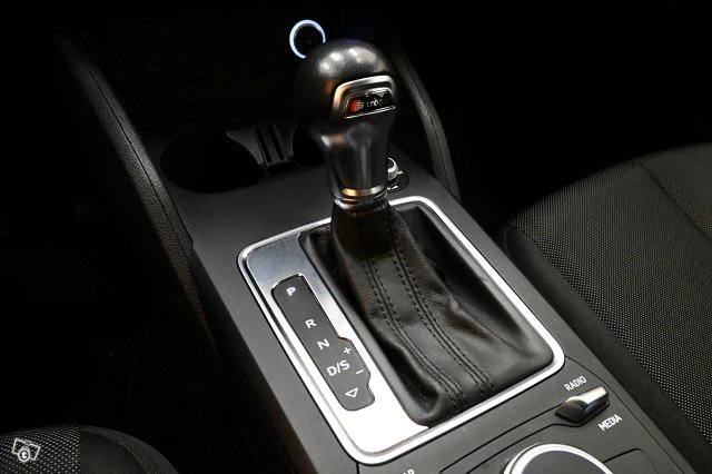 Audi Q2 17