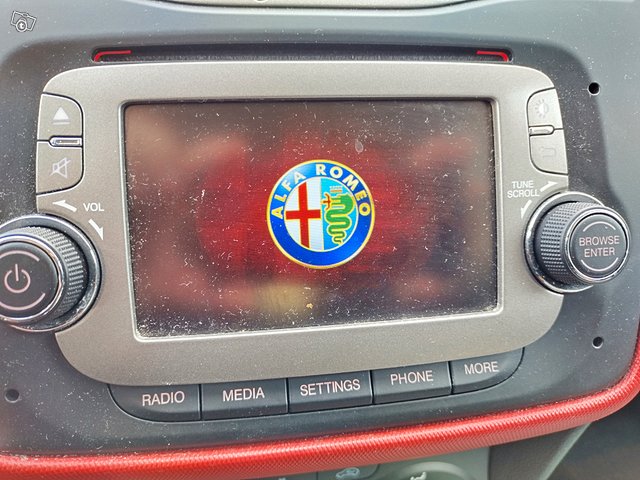 Alfa Romeo MiTo 9