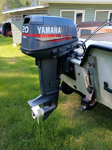 Yamaha 20 Autolube, kuva 1