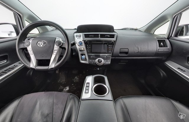 Toyota Prius+ 20