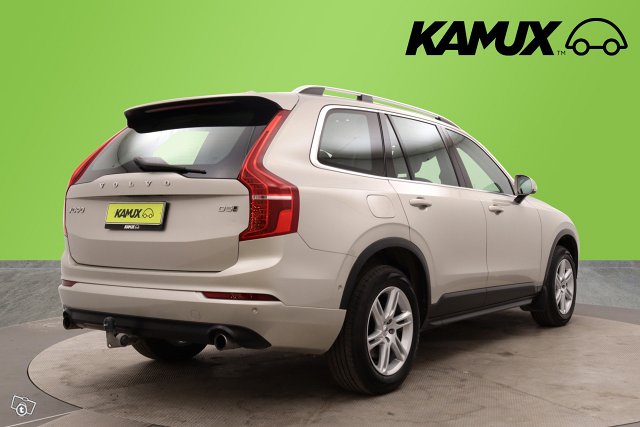 Volvo XC90 4