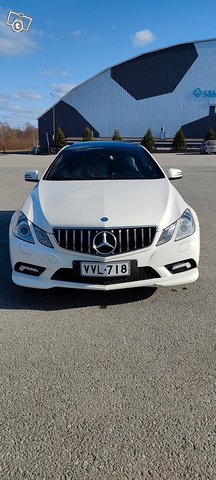Mercedes-Benz E-sarja 5