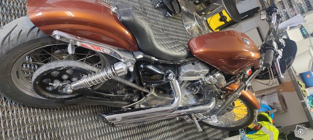 Harley Davidson Sportster XL 883 H Hugger 4
