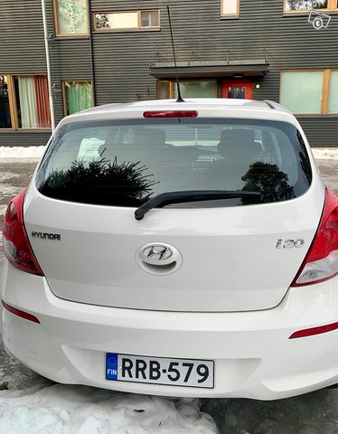 Hyundai i20 8