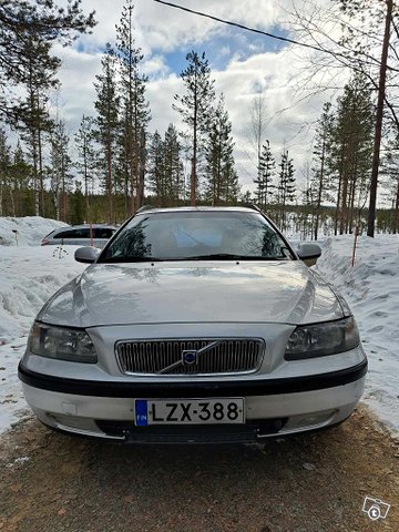 Volvo V70 6