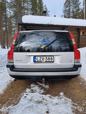 Volvo V70 3