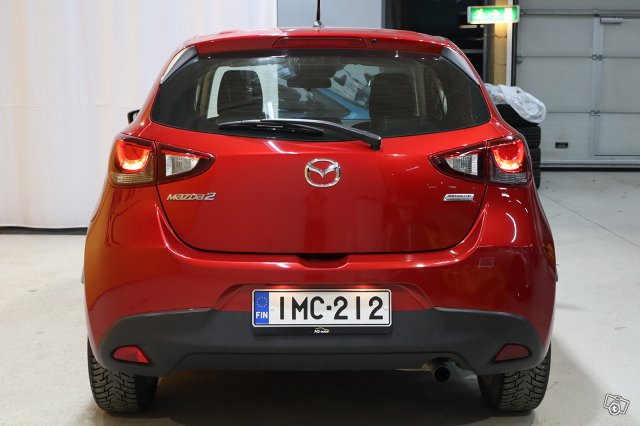 Mazda 2 5