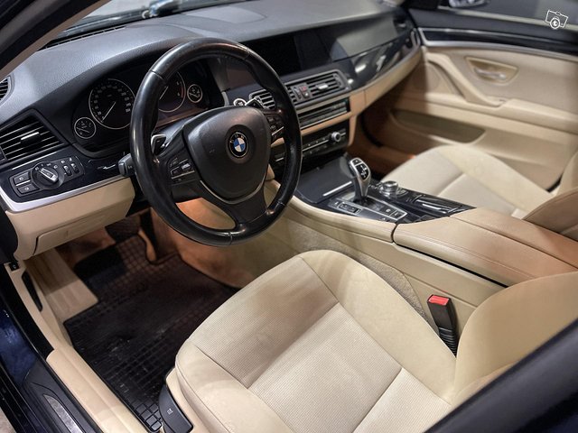 BMW 525 18