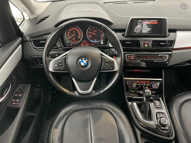 BMW 225 12