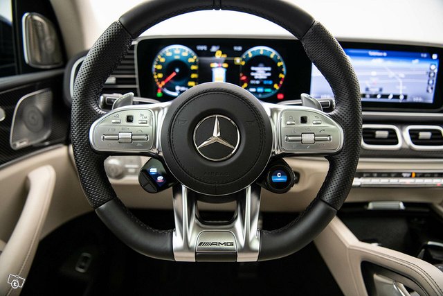 Mercedes-Benz GLS 4