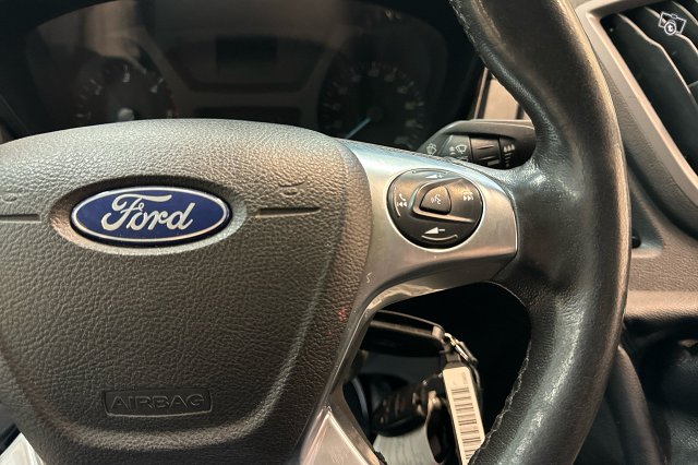 Ford Transit 14