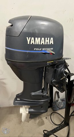 Yamaha F50AET 1
