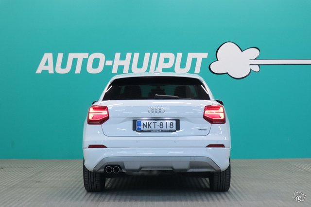 Audi Q2 4