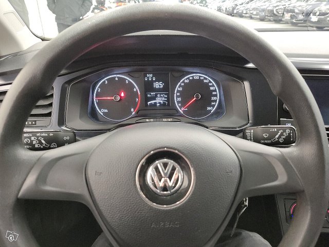 Volkswagen Polo 19