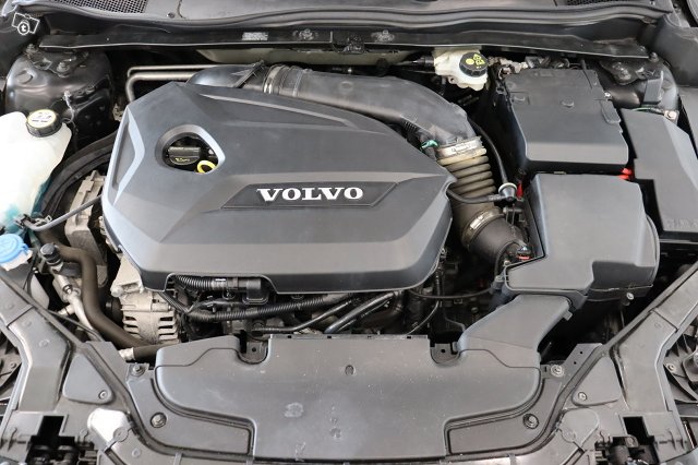 Volvo V40 15