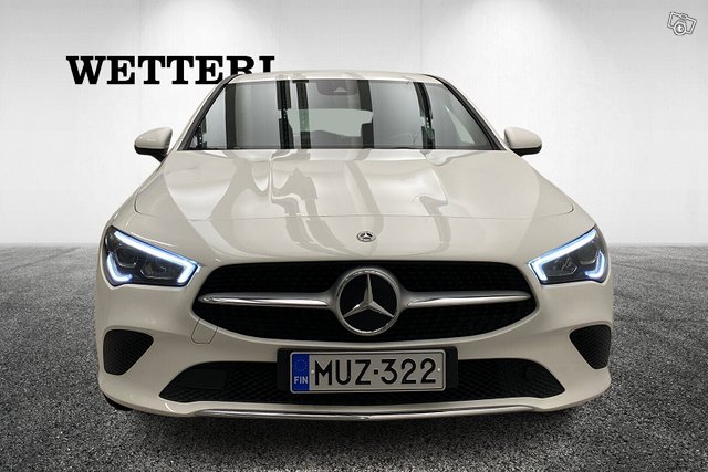 Mercedes-Benz CLA 3