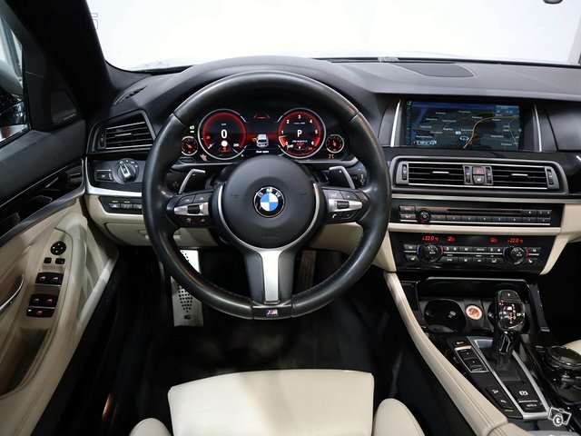 BMW M550d 5