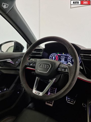 Audi RS3 12