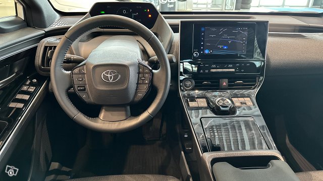 Toyota BZ4X 10