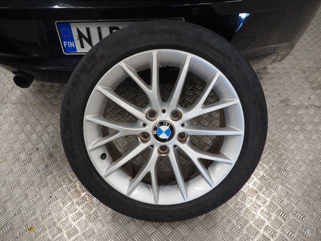 BMW 118 17