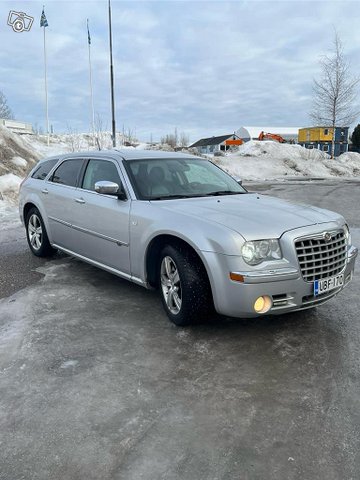 Chrysler 300C 2