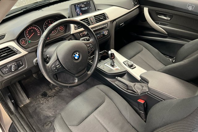 BMW 318 Gran Turismo 8