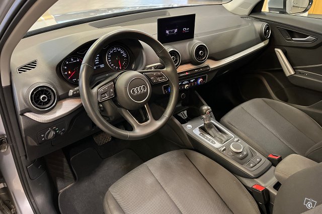 Audi Q2 6
