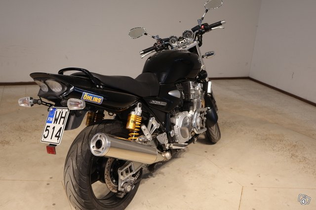 Yamaha XJR 3