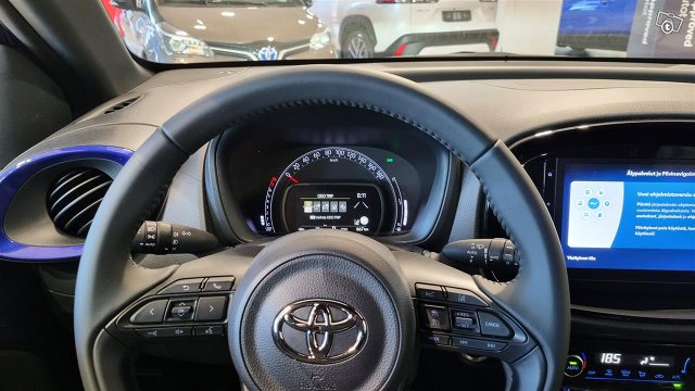 Toyota Aygo X 15