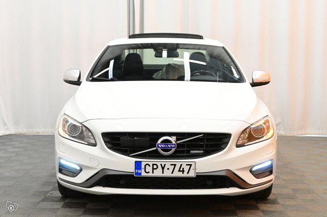 Volvo S60 2