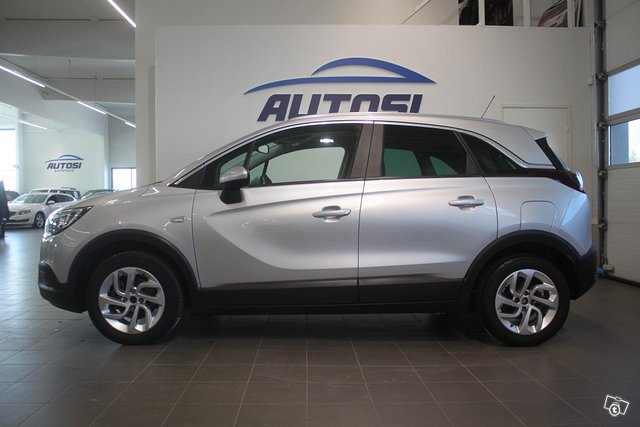 Opel Crossland X 13