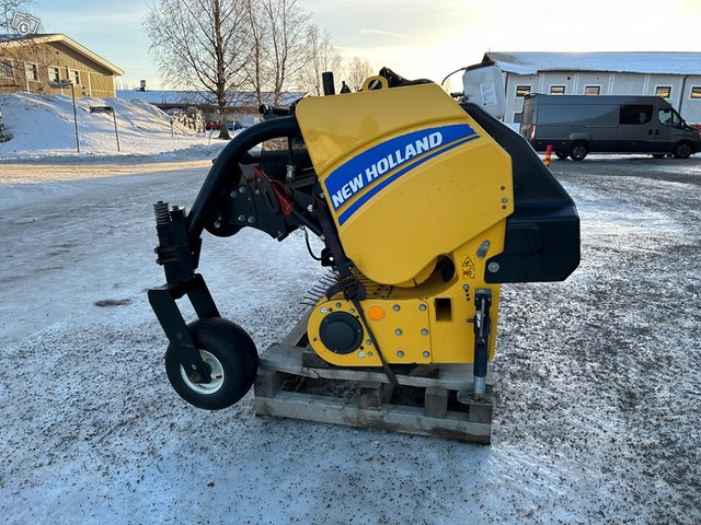 New Holland Noukin 300FP 3