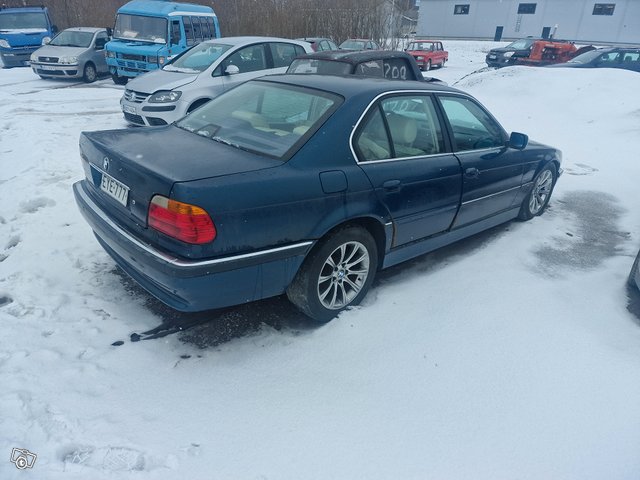 BMW 7-sarja 3