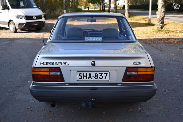Ford Orion 25