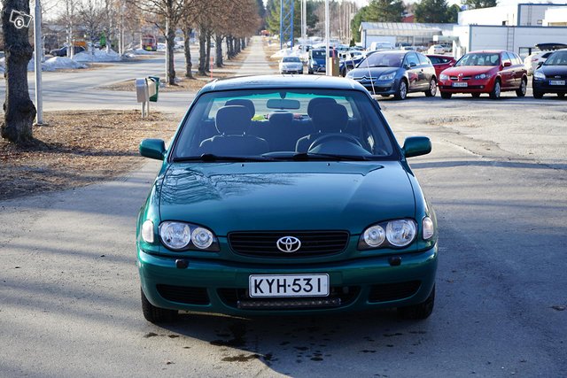 Toyota Corolla 2