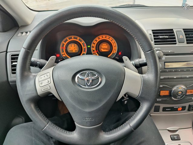 Toyota Corolla 14
