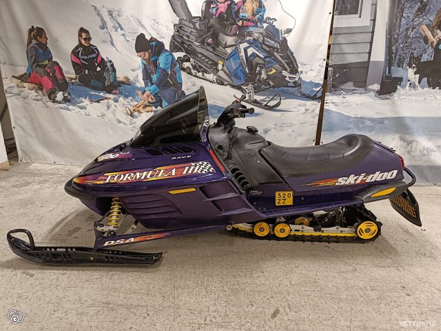 Ski-Doo Formula 5