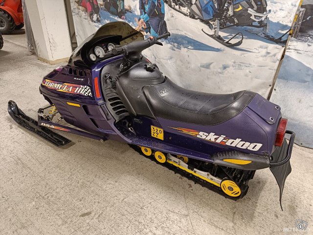 Ski-Doo Formula 6