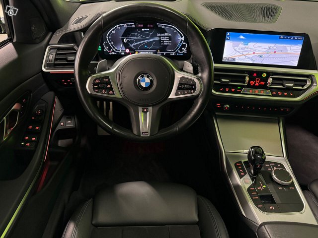 BMW 330 9