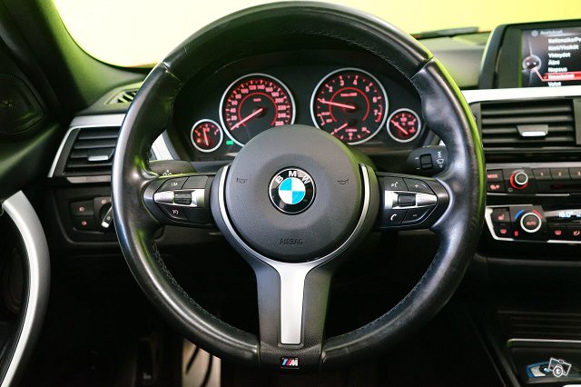 BMW 318 15