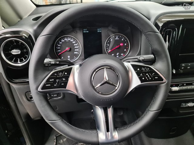 Mercedes-Benz Vito 11