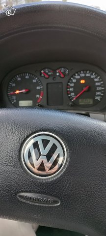 Volkswagen Bora 5