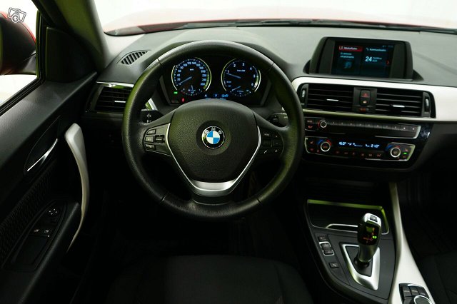 BMW 220 14